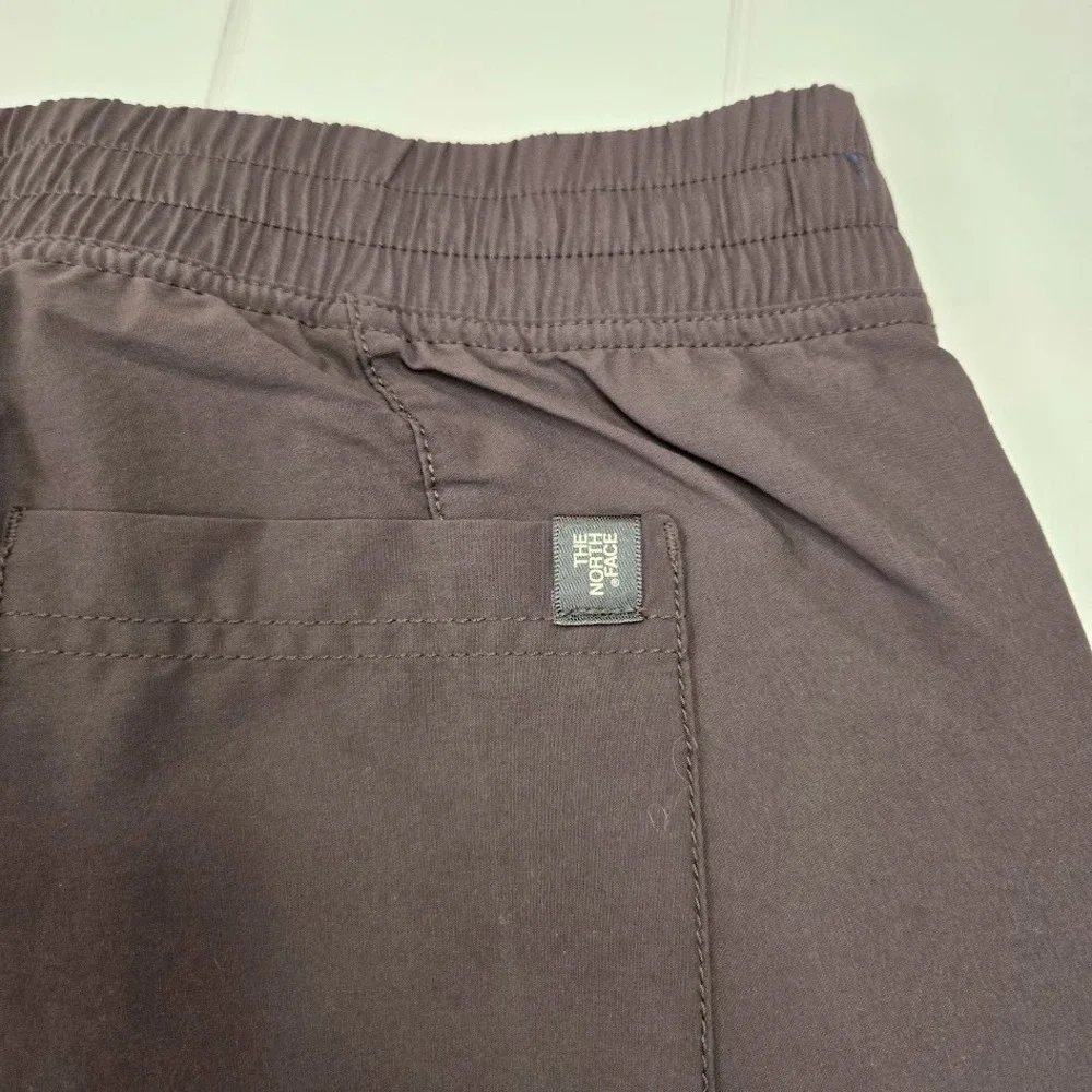 The North Face Nylon Tapered Hiking Pants Women's Size 6 Brown/Deep‎ Taupe